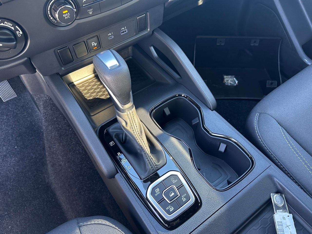 2026 Nissan Frontier SV - Photo 18