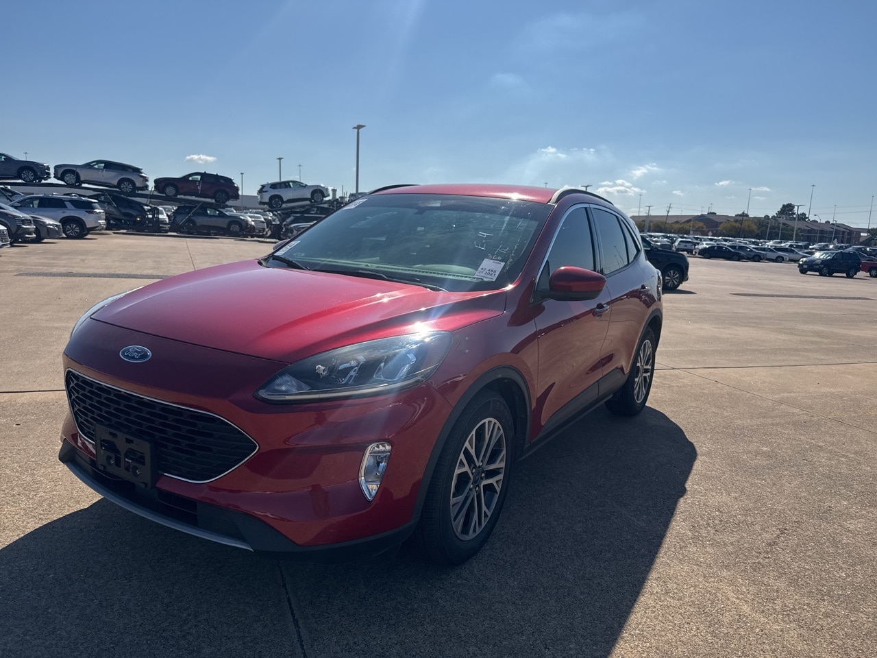 2021 Ford Escape SEL photo 2