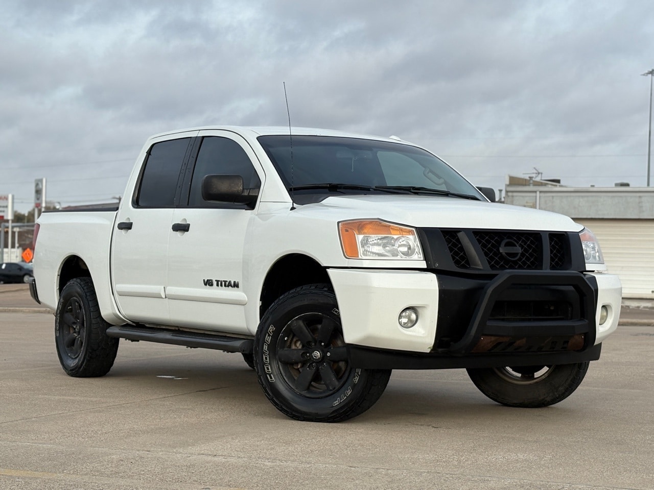 Used 2014 Nissan Titan SV with VIN 1N6AA0EC9EN516076 for sale in Mesquite, TX