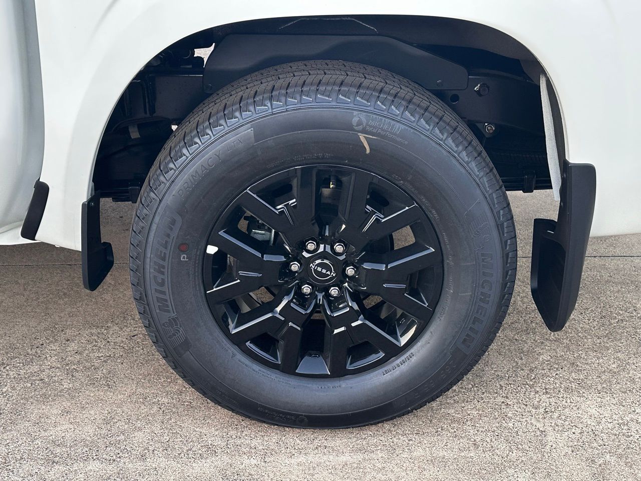 2026 Nissan Frontier SV - Photo 22