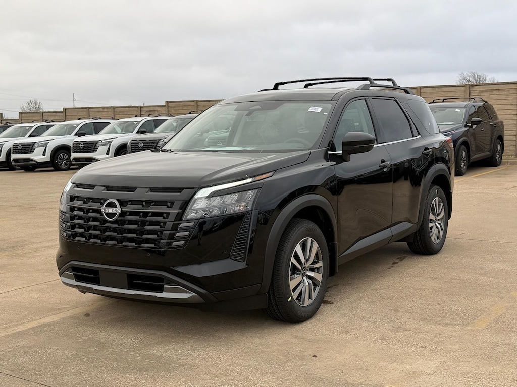 New 2026 Nissan Pathfinder SL SUV