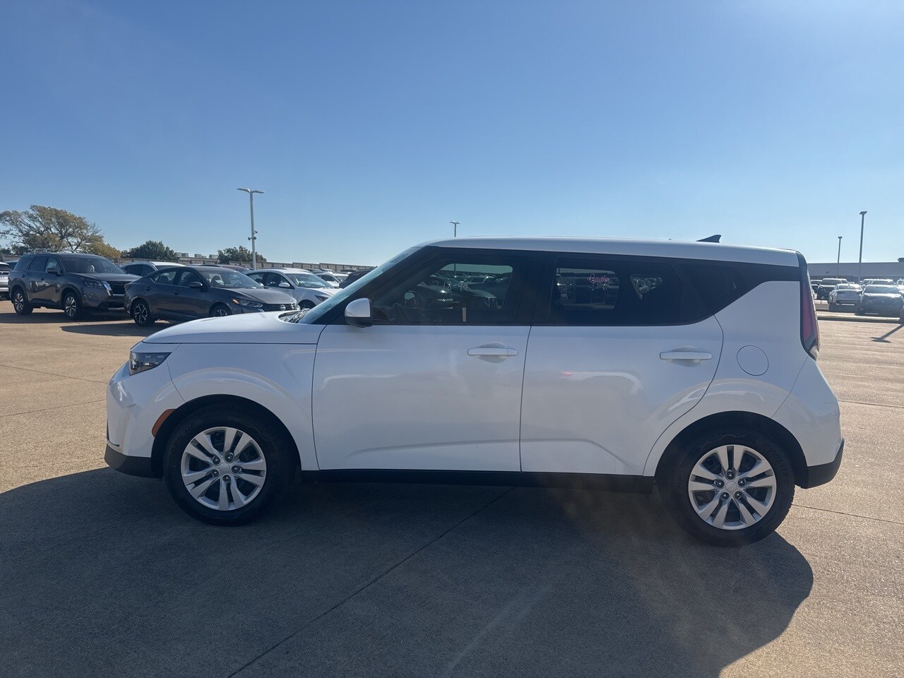 2023 Kia Soul LX photo 4