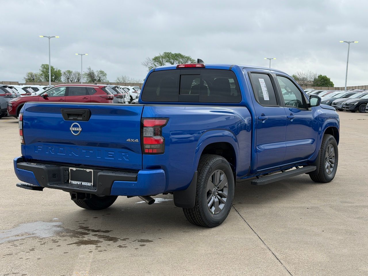 View vehicle photo 5