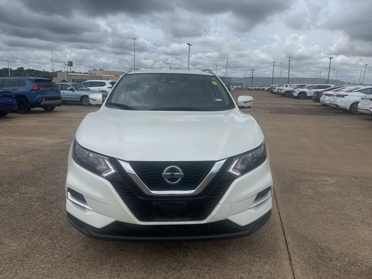 Certified 2022 Nissan Rogue Sport SL with VIN JN1BJ1CV6NW351263 for sale in Mesquite, TX