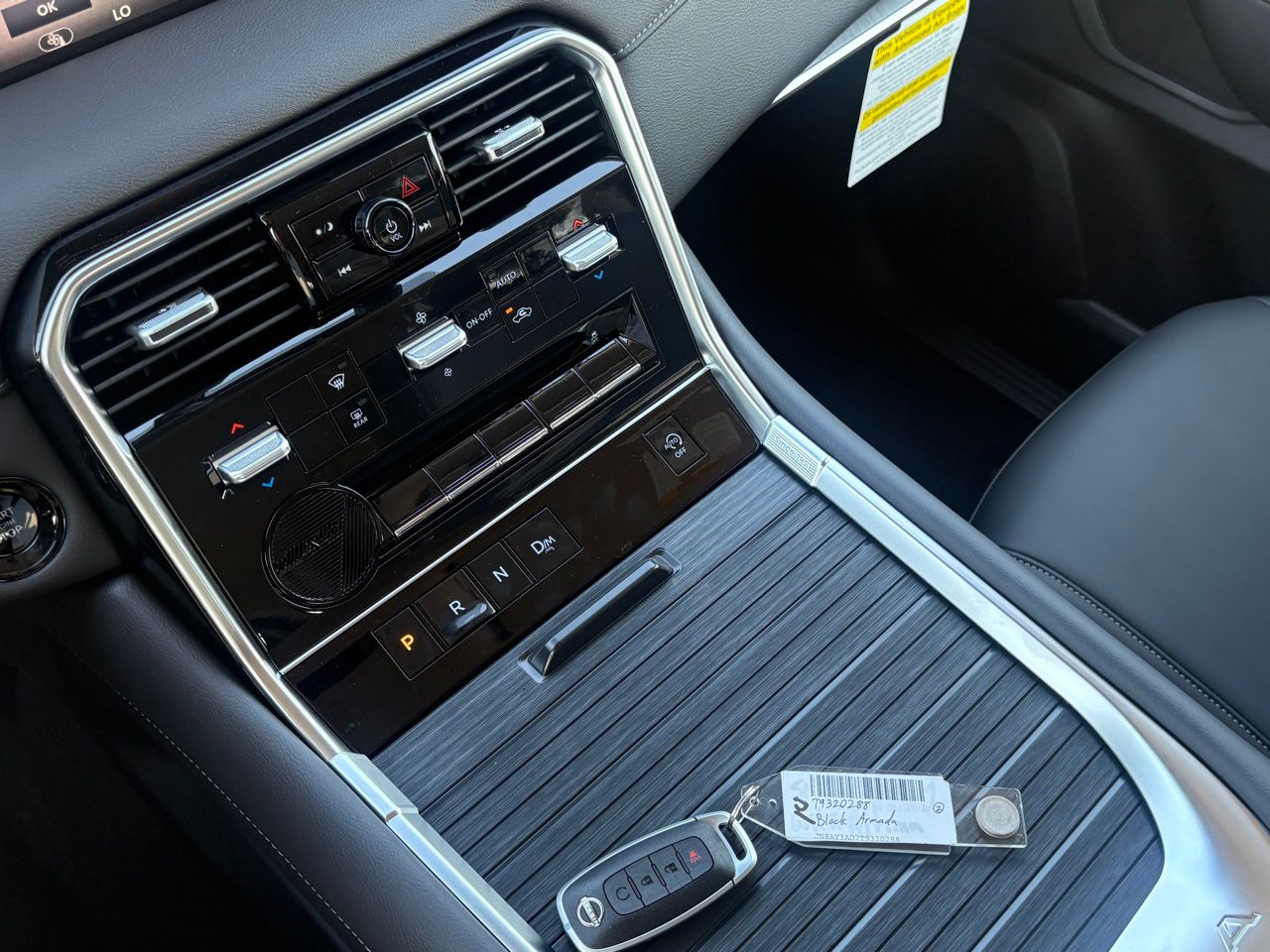 2026 Nissan Armada SV - Photo 13