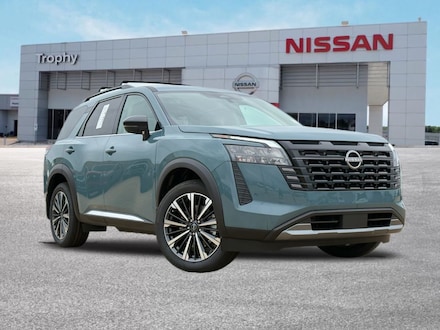 2026 Nissan Pathfinder Platinum SUV