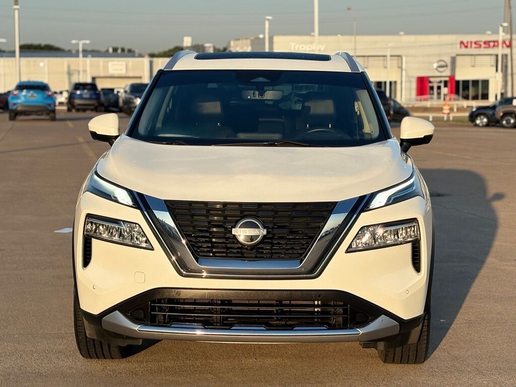 Certified 2023 Nissan