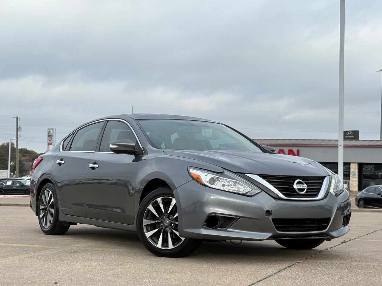2016 Nissan Altima 2.5 SL photo 2