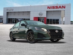 2025 Nissan Altima SR Sedan