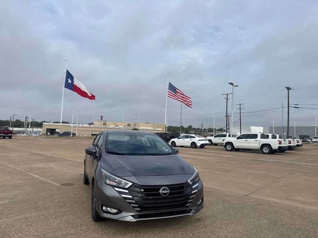 Certified 2025 Nissan