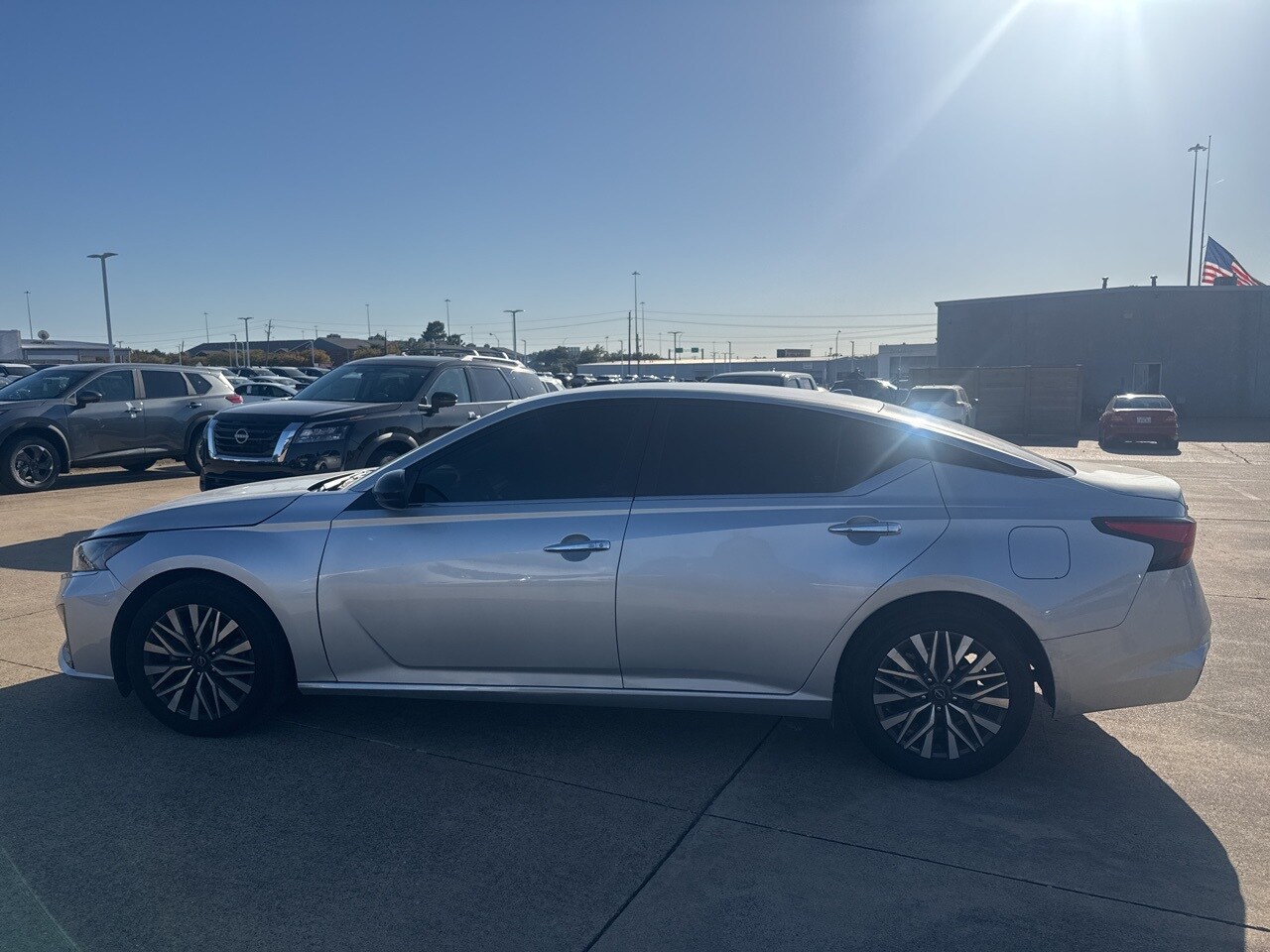 2024 Nissan Altima 2.5 SV photo 4