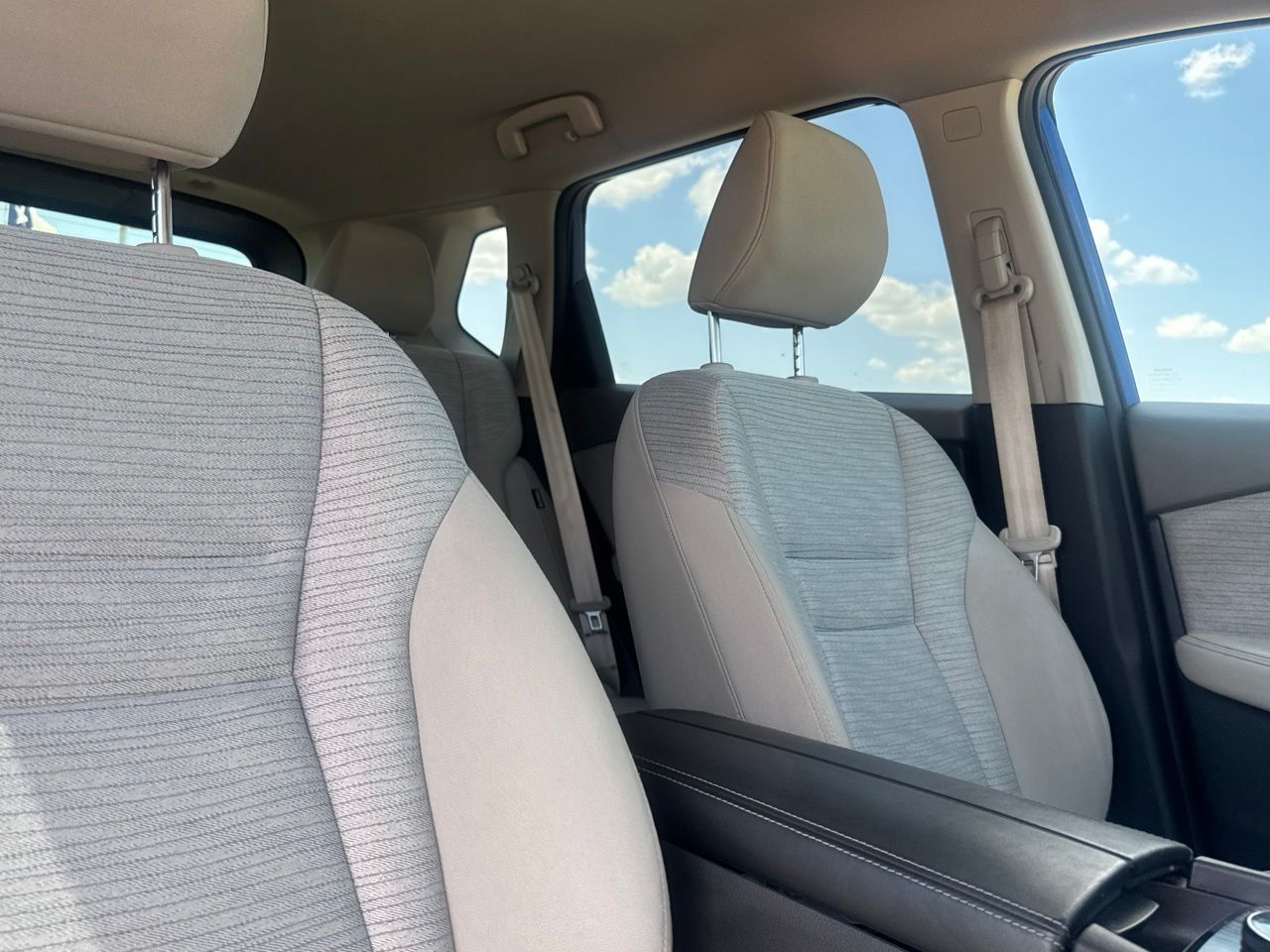 2023 Nissan Rogue SV - Photo 27