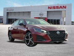 2025 Nissan Altima SR Sedan