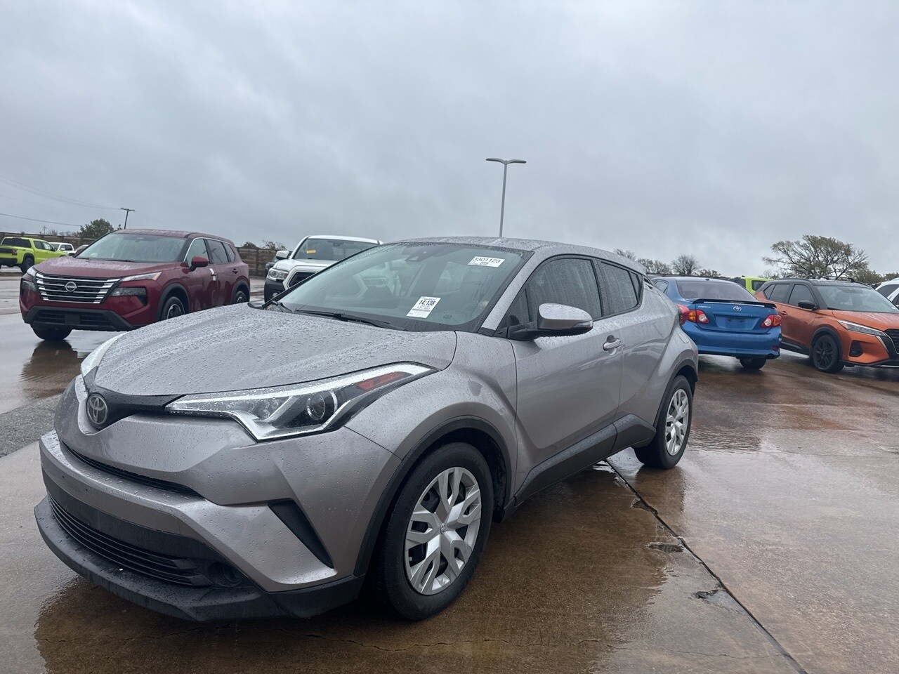 2019 Toyota C-HR XLE Limited photo 3