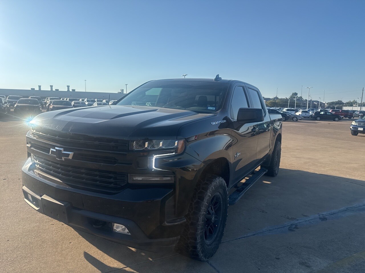 2021 Chevrolet Silverado 1500 RST photo 3