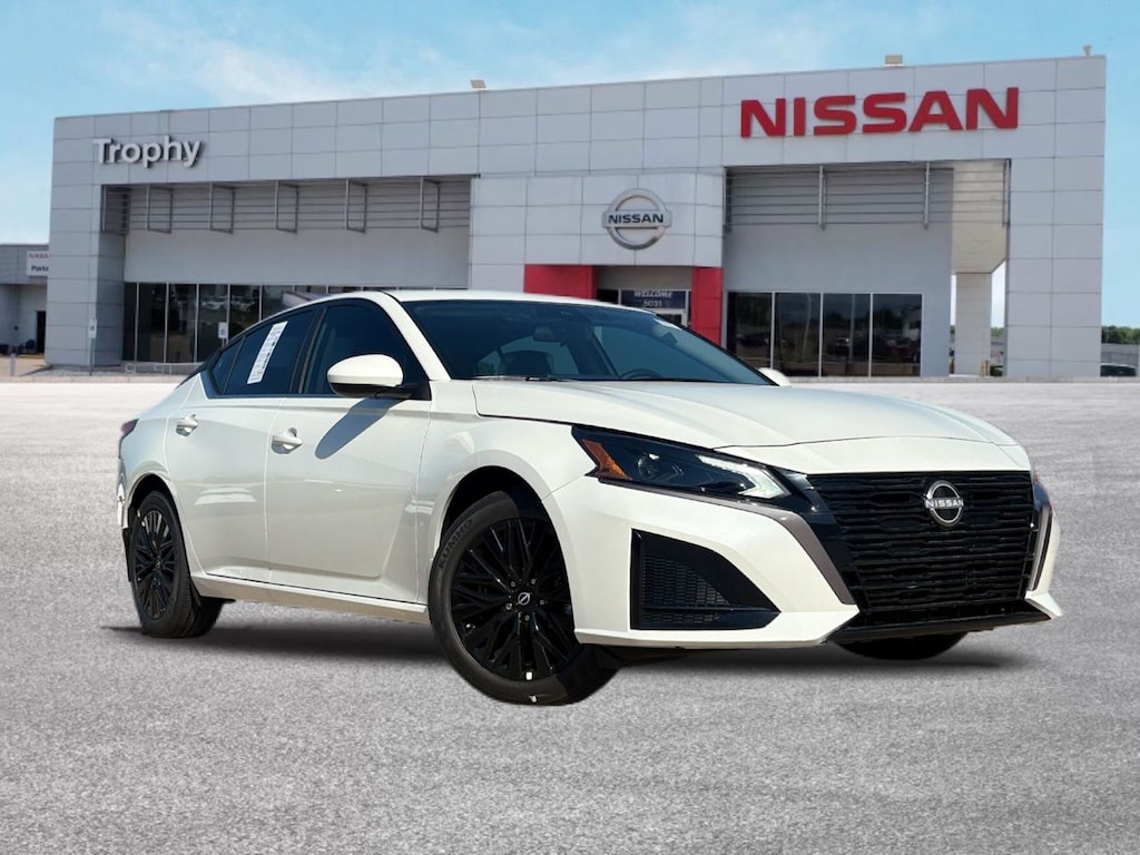 New 2026 Nissan Altima SV Sedan