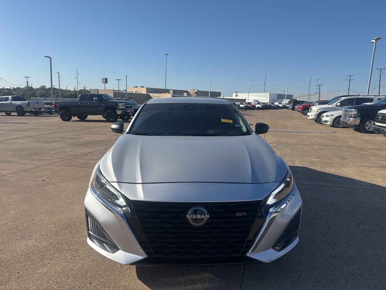 2024 Nissan Altima 2.5 SV photo 2