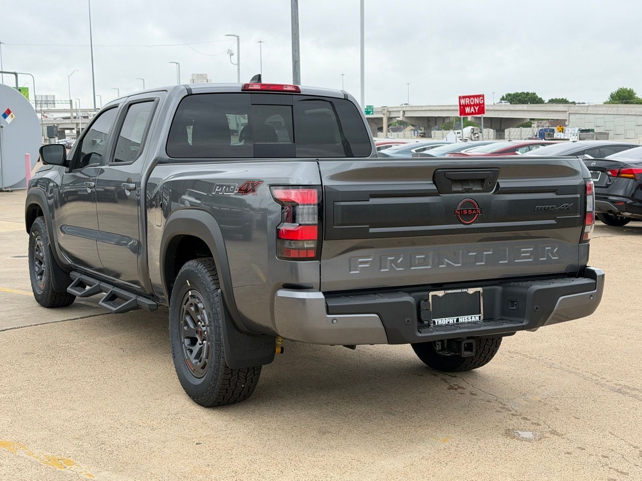 View vehicle photo 6