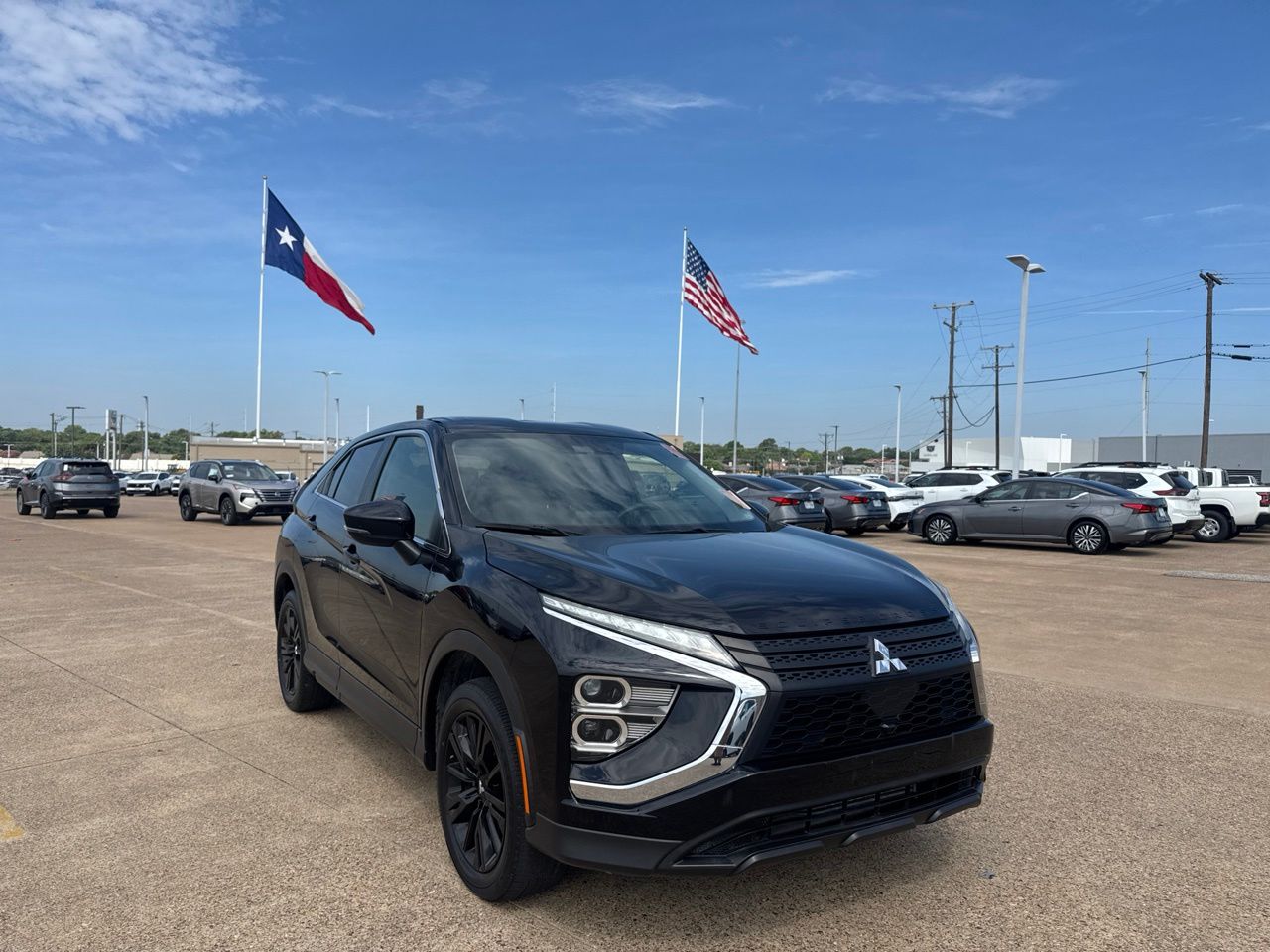 2023 Mitsubishi Eclipse Cross LE S-AWC's photo