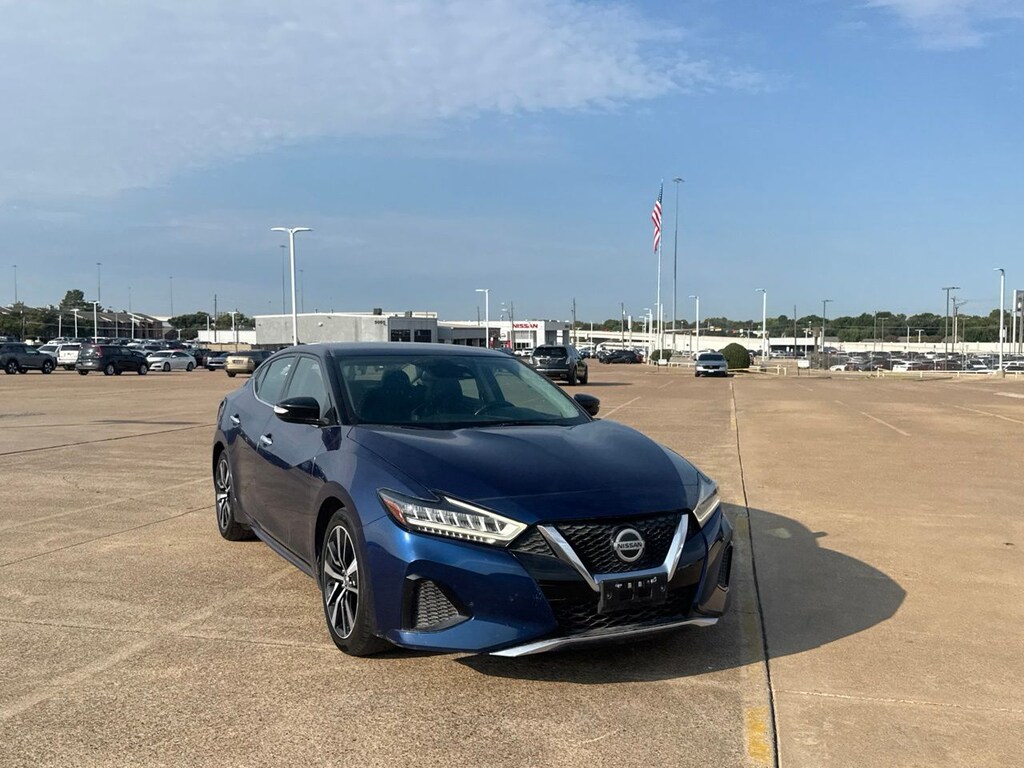 Used 2021 Nissan