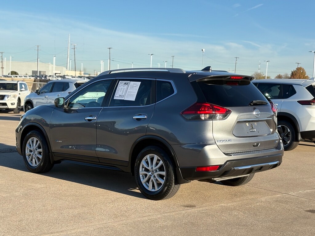 Used 2017 Nissan