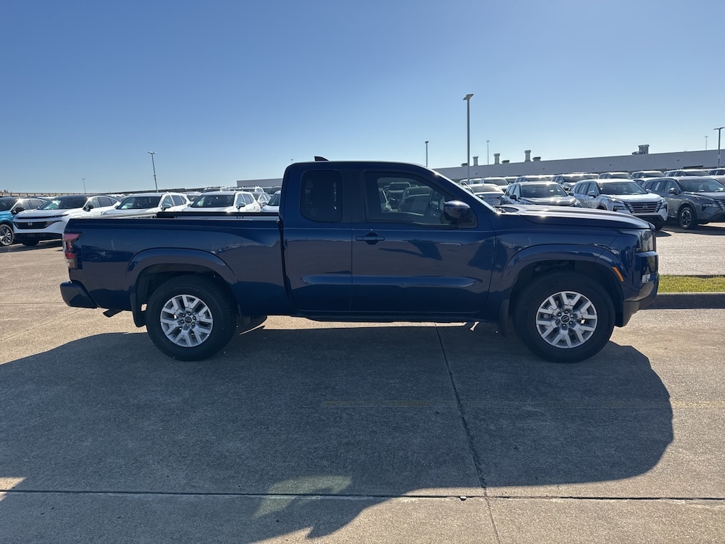 Certified 2022 Nissan