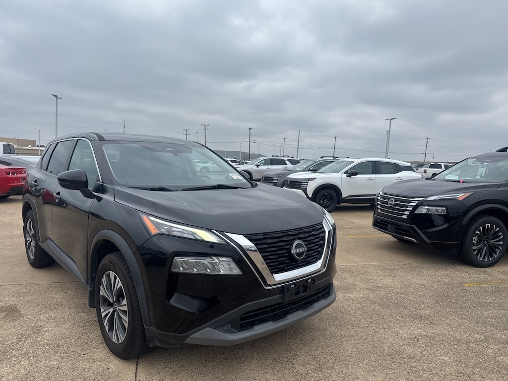 Certified 2022 Nissan Rogue SV SUV