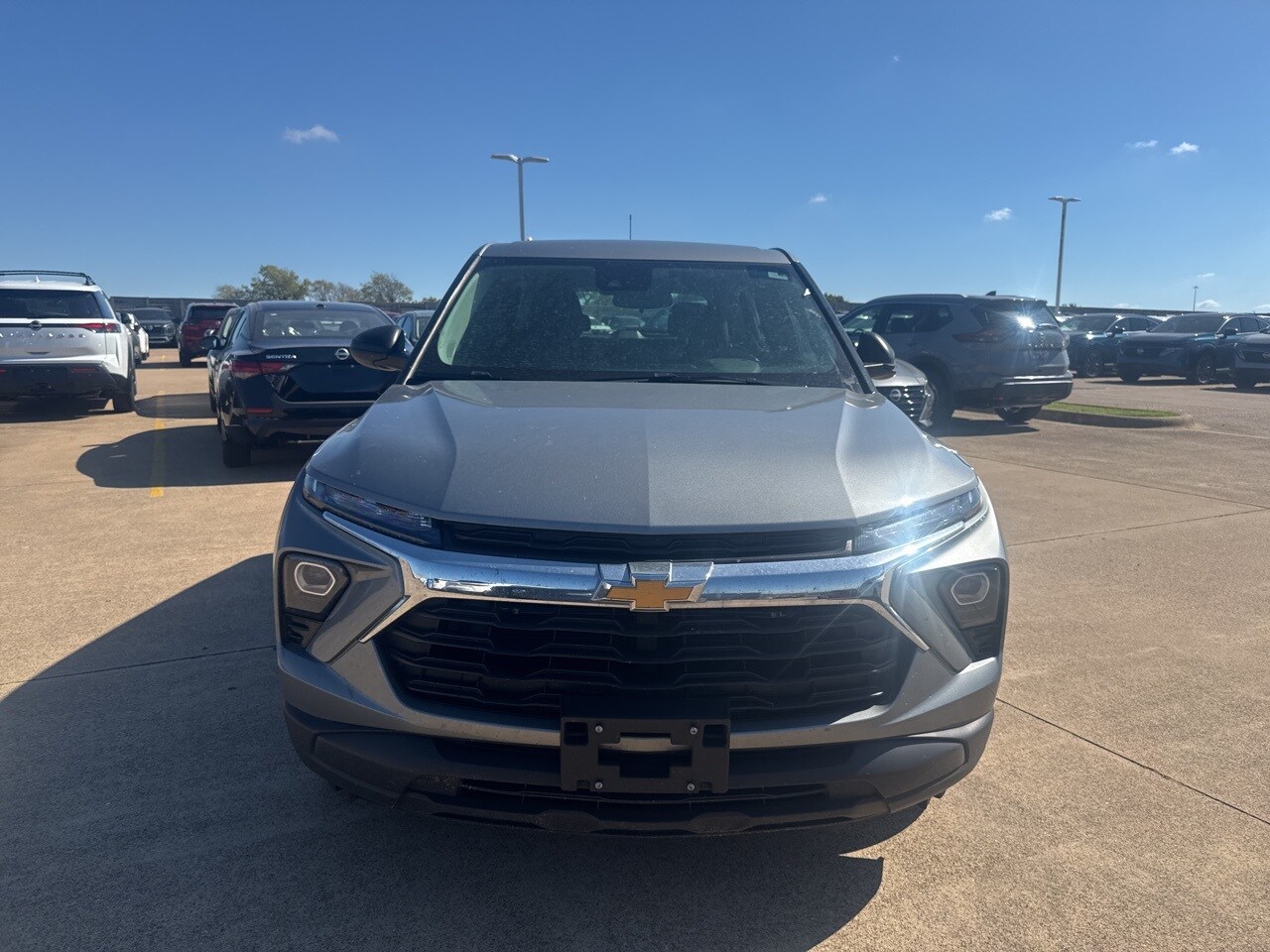 2024 Chevrolet Trailblazer LS photo 2