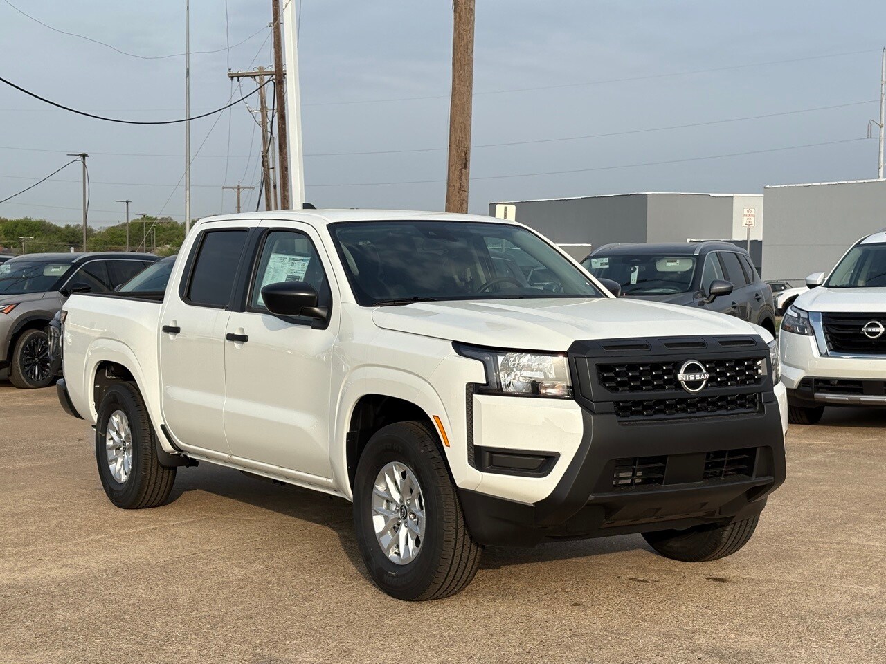 2025 Nissan Frontier S photo 2