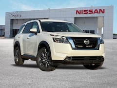 2025 Nissan Pathfinder SV SUV
