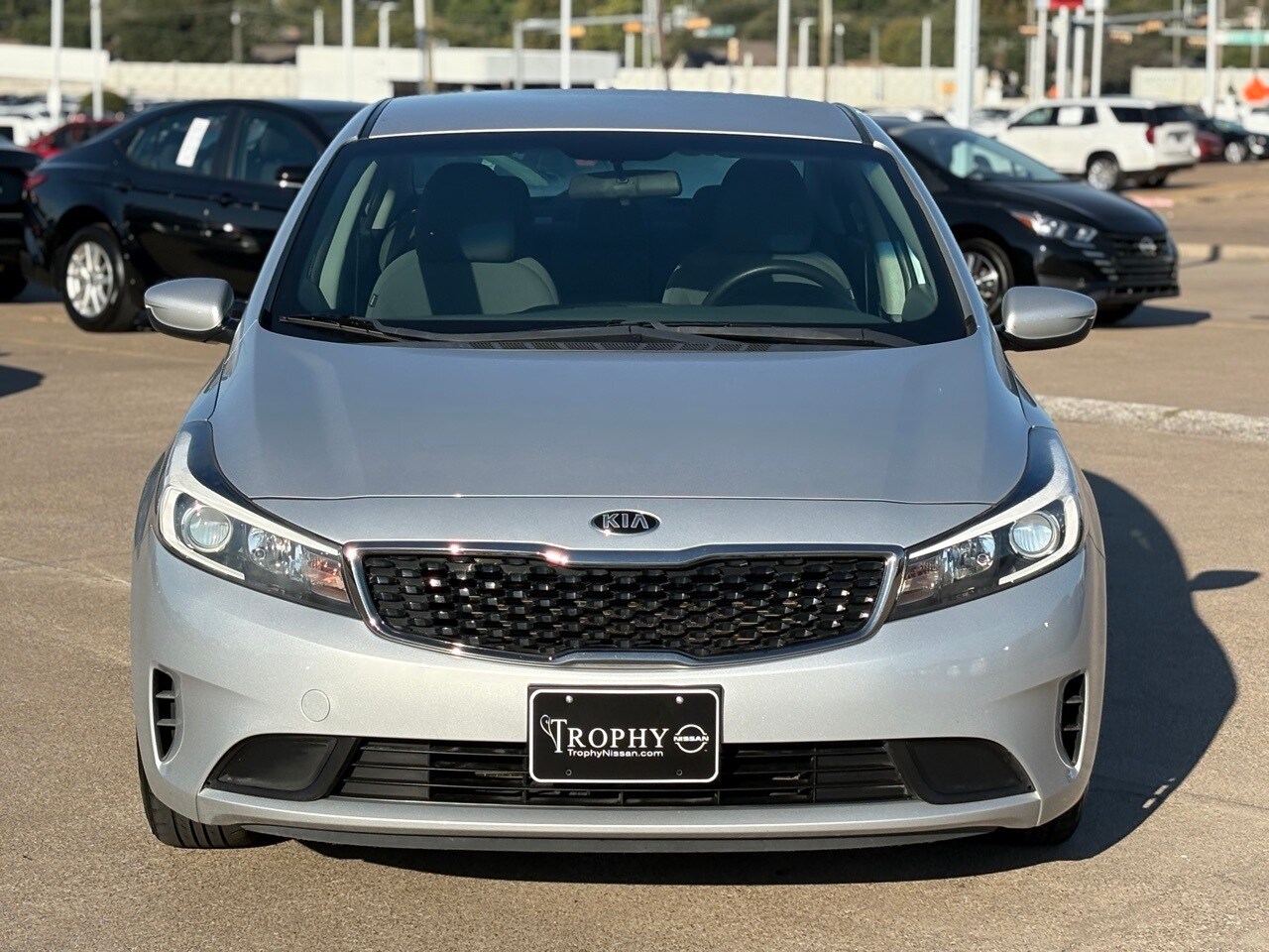 2017 Kia Forte LX Base photo 4