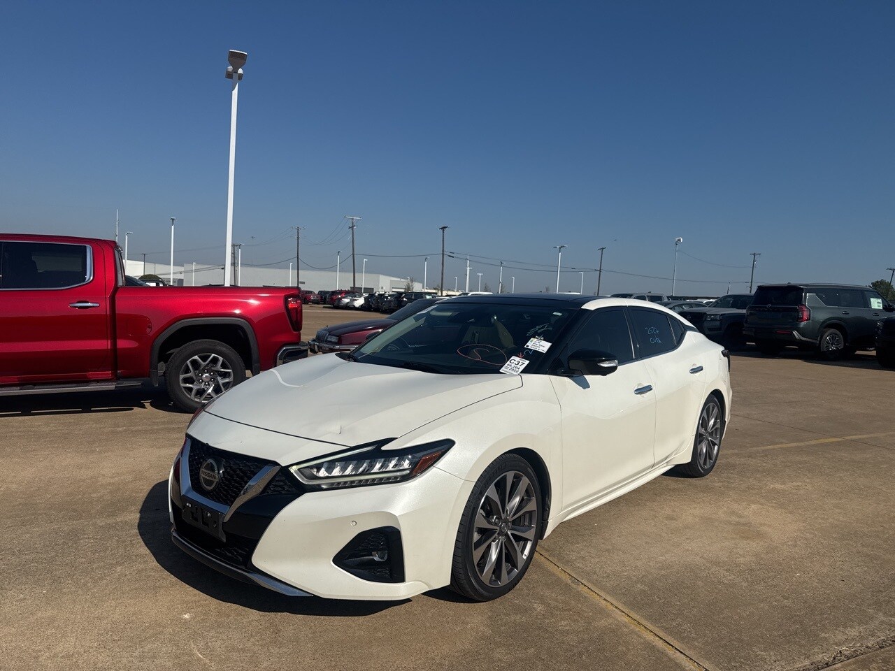 2022 Nissan Maxima Platinum photo 3