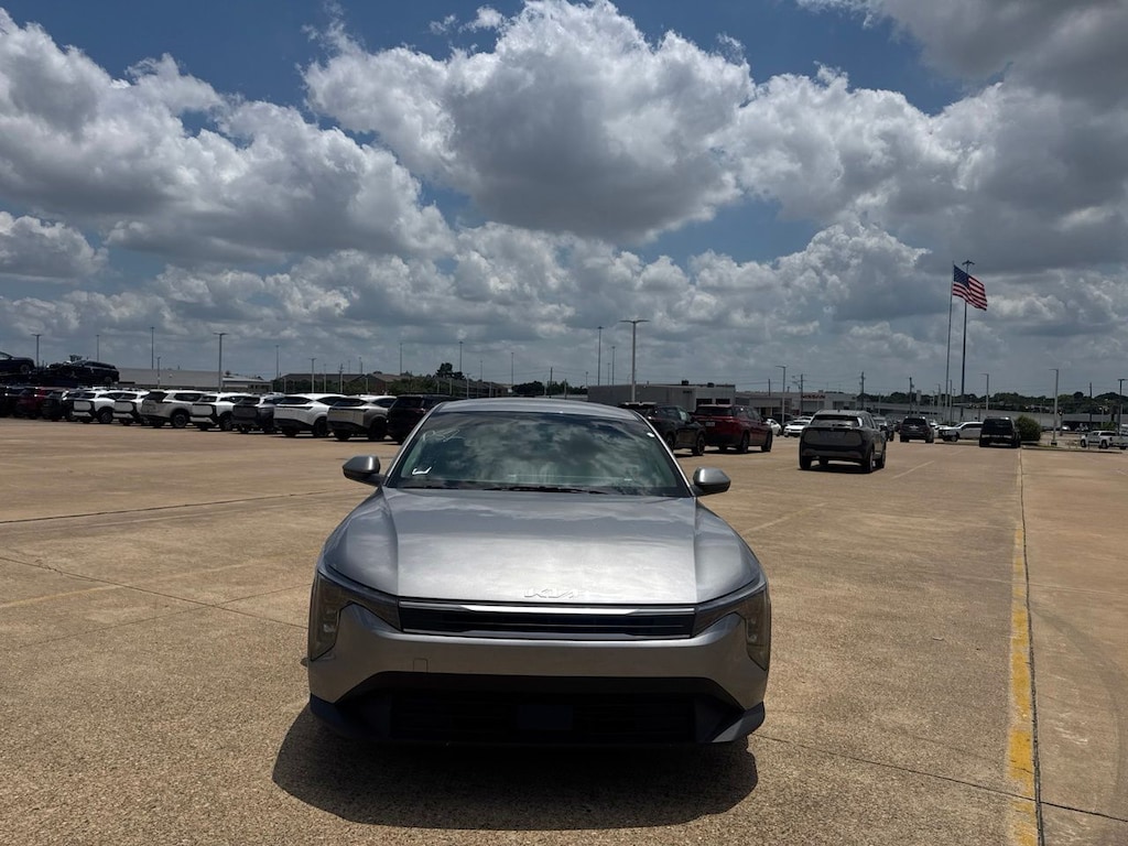 Used 2025 Kia