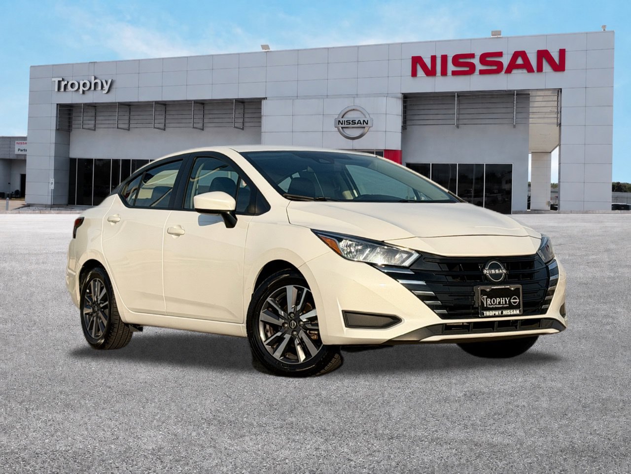  2023 Nissan Versa SV FWD   