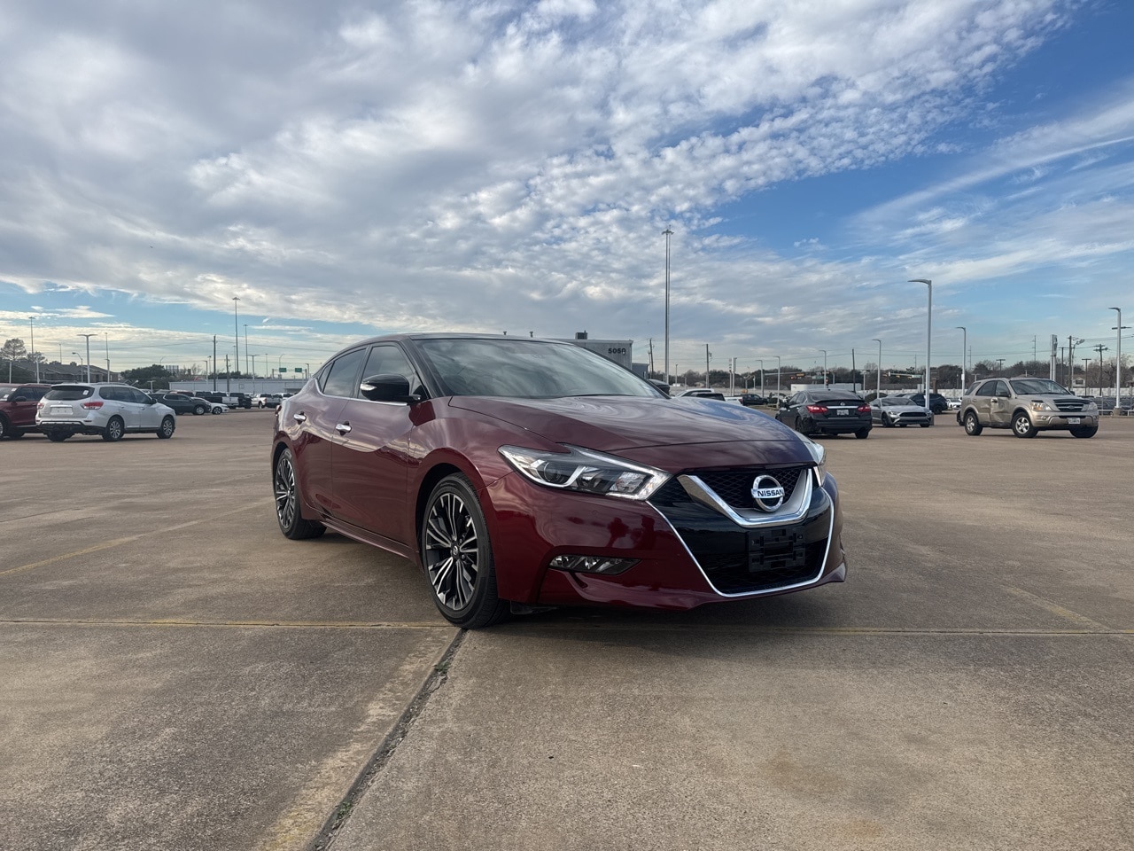 2017 Nissan Maxima Platinum's photo