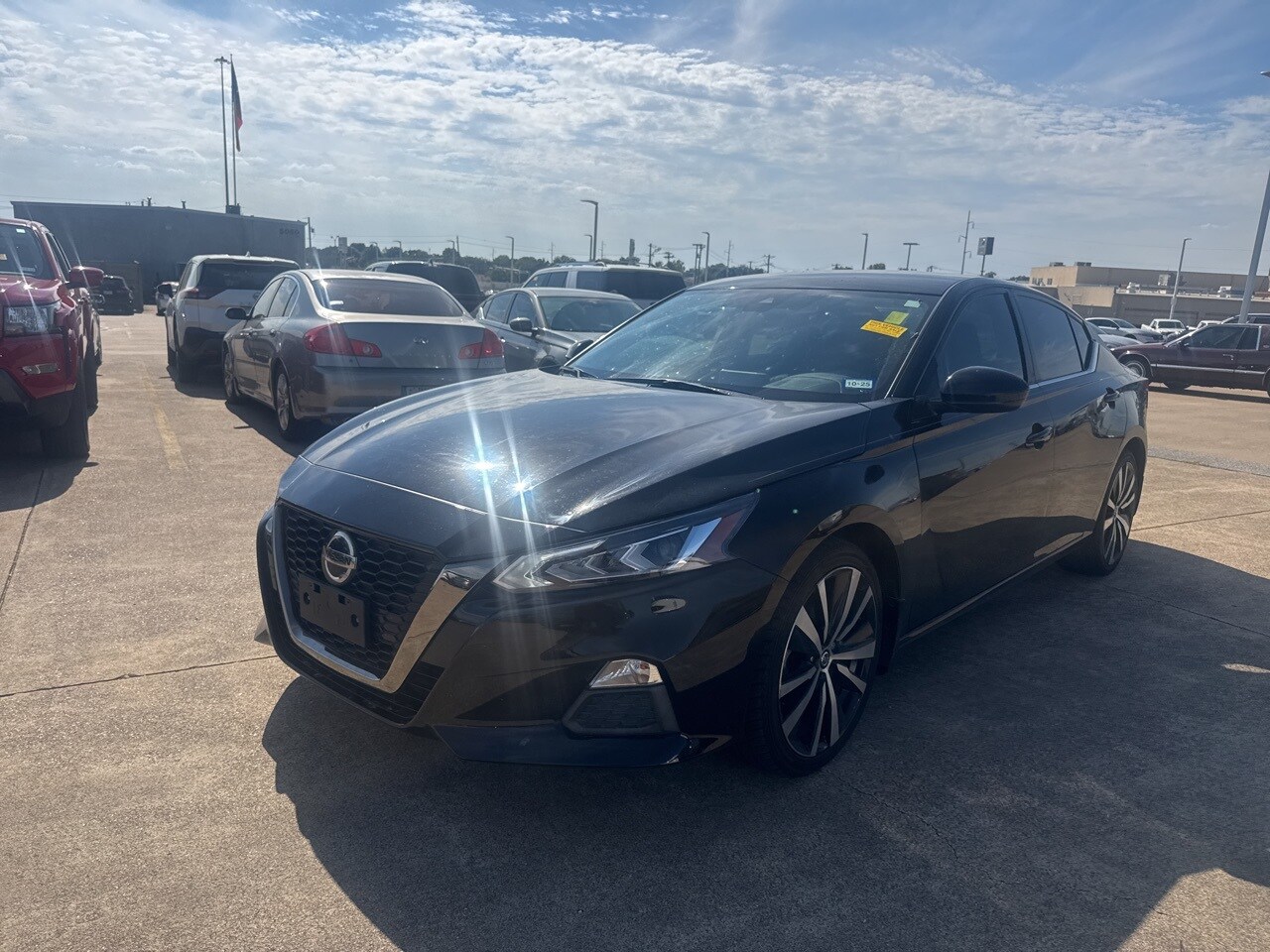 2020 Nissan Altima 2.5 SR photo 3