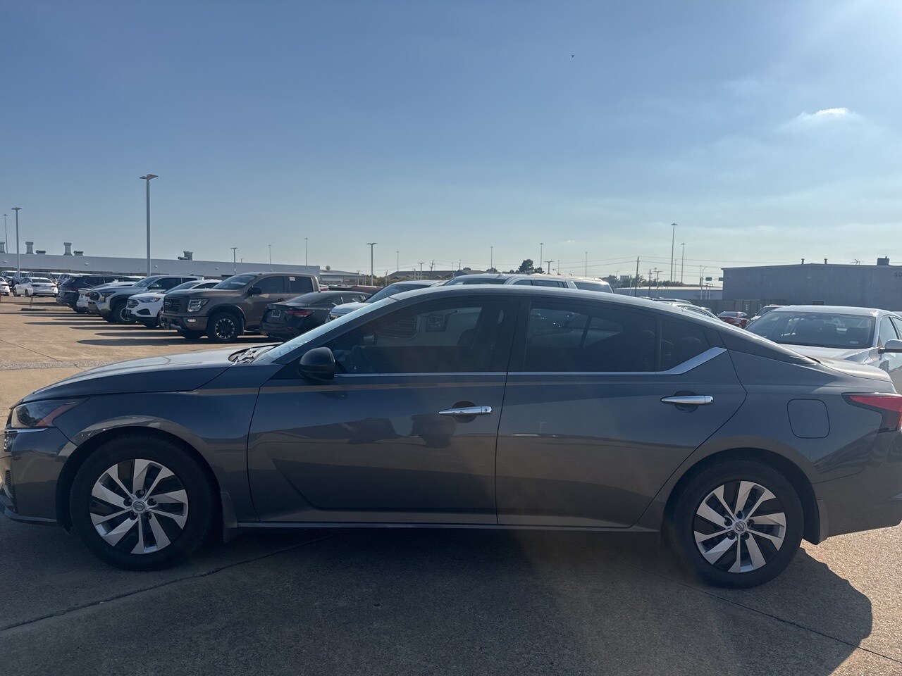 2024 Nissan Altima 2.5 S photo 4