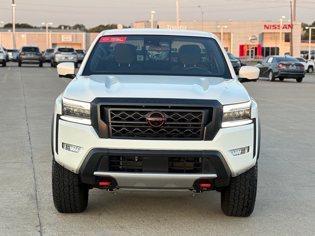 2023 Nissan Frontier PRO-4X photo 4