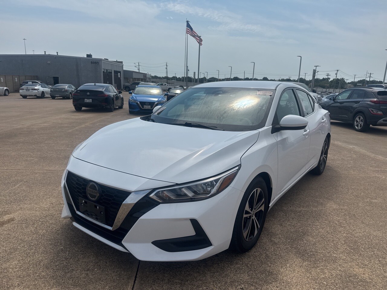 2023 Nissan Sentra SV photo 3