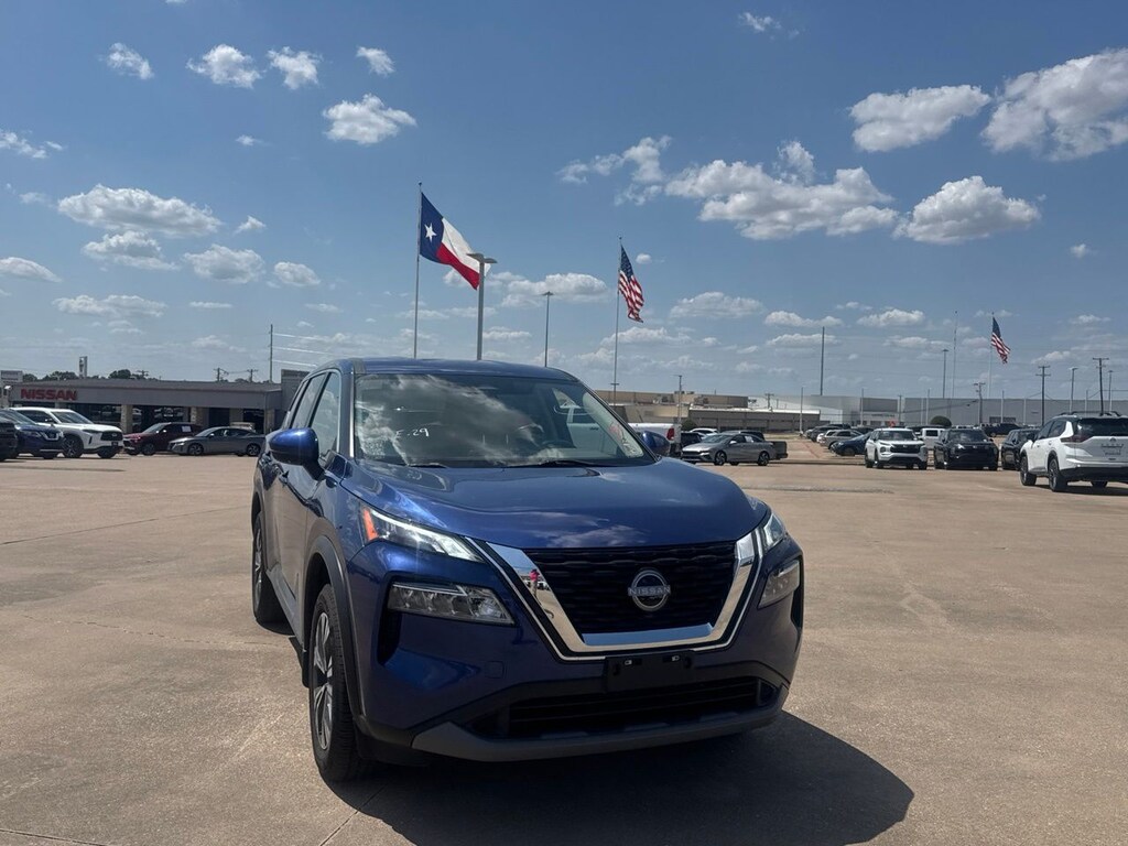 Certified 2023 Nissan