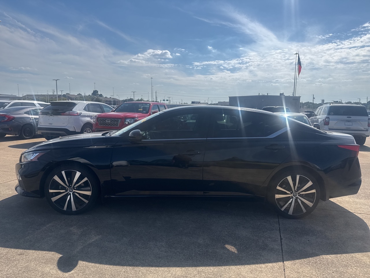 2020 Nissan Altima 2.5 SR photo 4