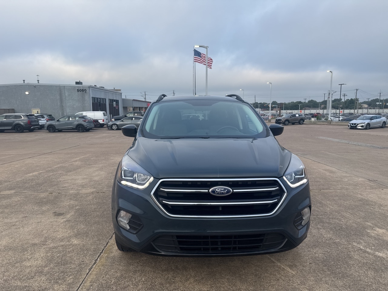 Used 2019 Ford Escape SE with VIN 1FMCU0GD8KUA74963 for sale in Mesquite, TX