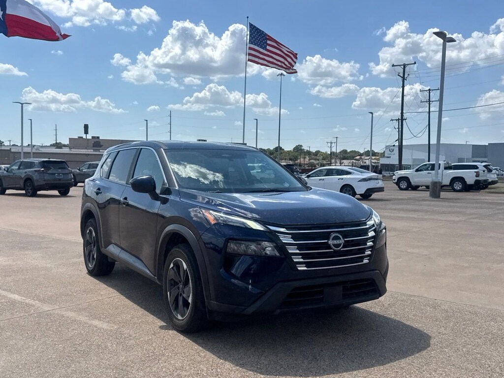 Certified 2025 Nissan