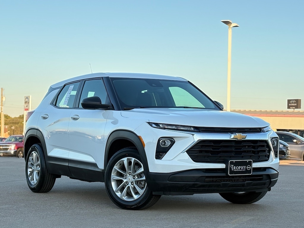 Used 2024 Chevrolet Trailblazer LS SUV