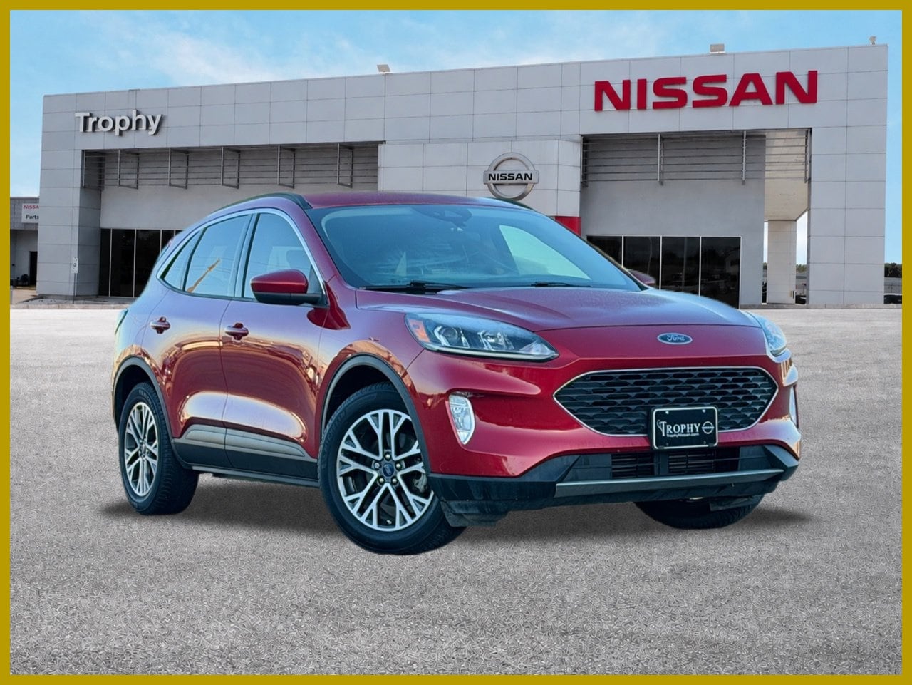 Used 2020 Ford Escape SEL with VIN 1FMCU0H67LUA31801 for sale in Mesquite, TX