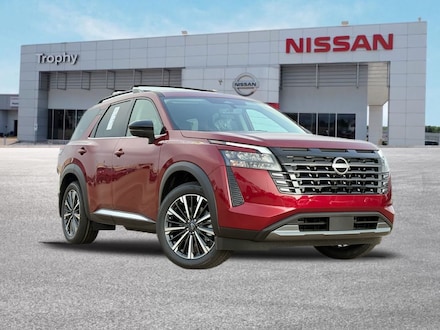 2026 Nissan Pathfinder Platinum SUV