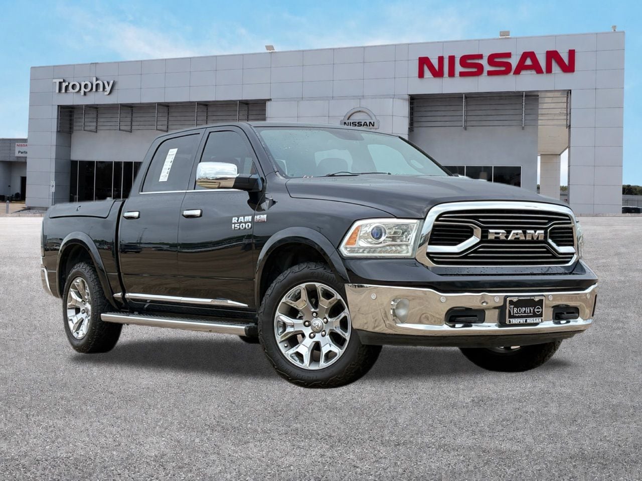 2016 RAM 1500 Laramie Limited 4x4 Crew Cab 5'7's photo