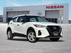 2025 Nissan Kicks Play S SUV