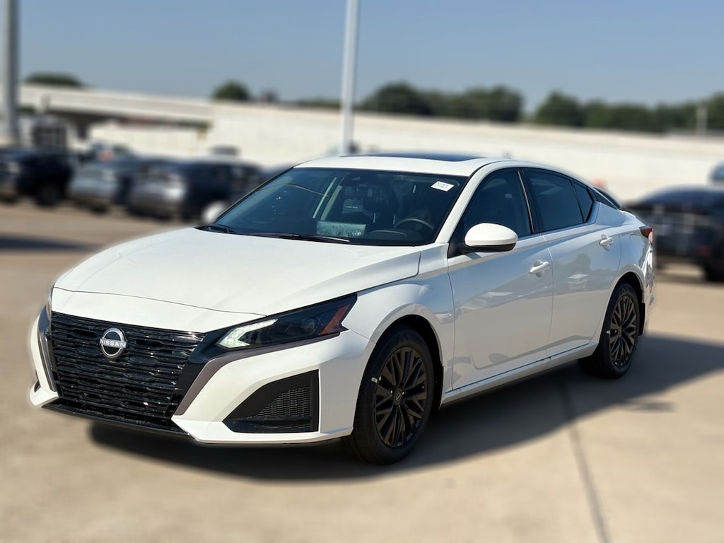 New 2026 Nissan Altima SV Sedan
