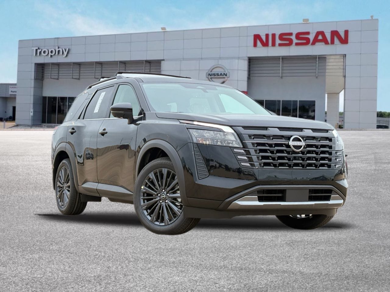 2026 Nissan Pathfinder SL 2WD's photo
